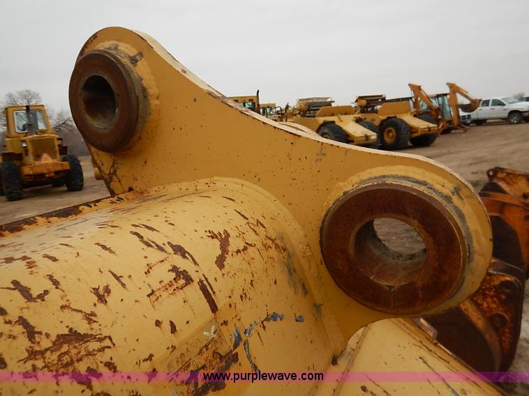 image for item I5210 Balderson excavator bucket