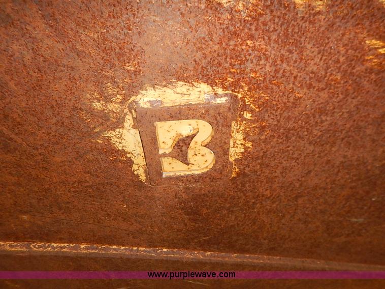image for item I5210 Balderson excavator bucket