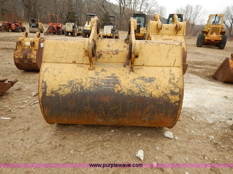 image for item I5211 CF loader bucket