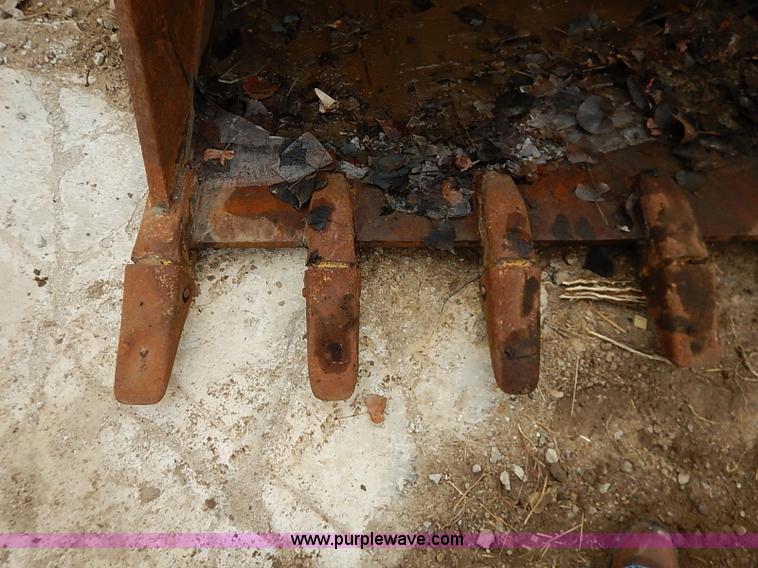 image for item I5211 CF loader bucket