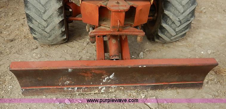 image for item I5230 1985 Ditch Witch 4010 trencher