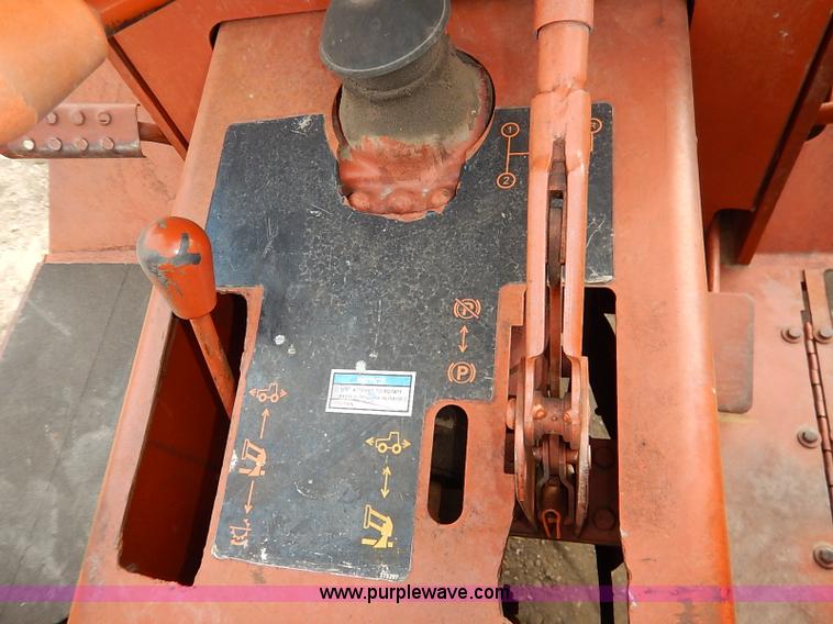 image for item I5230 1985 Ditch Witch 4010 trencher