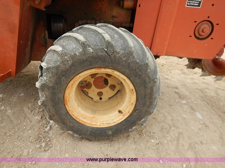 image for item I5230 1985 Ditch Witch 4010 trencher