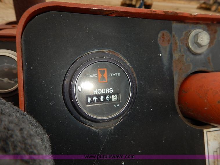 image for item I5230 1985 Ditch Witch 4010 trencher