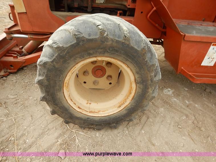 image for item I5230 1985 Ditch Witch 4010 trencher