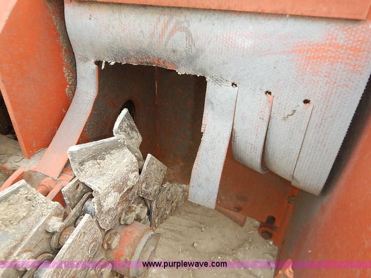image for item I5230 1985 Ditch Witch 4010 trencher