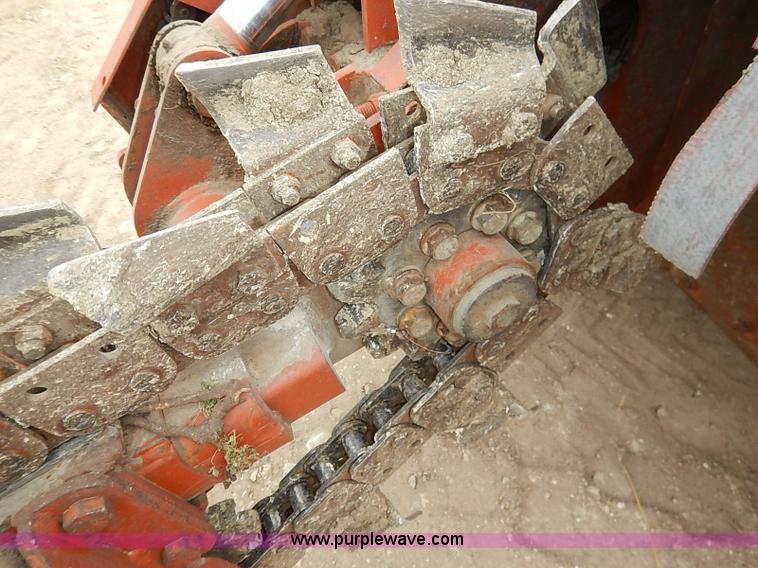 image for item I5230 1985 Ditch Witch 4010 trencher