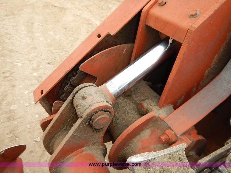 image for item I5230 1985 Ditch Witch 4010 trencher