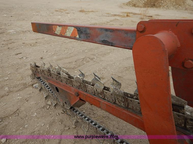 image for item I5230 1985 Ditch Witch 4010 trencher