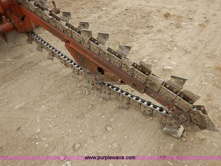 image for item I5230 1985 Ditch Witch 4010 trencher