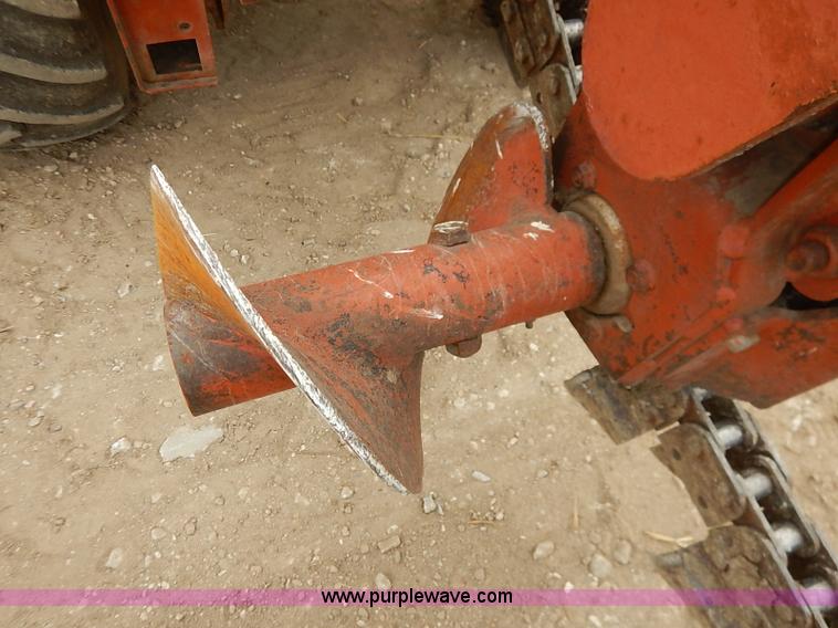image for item I5230 1985 Ditch Witch 4010 trencher