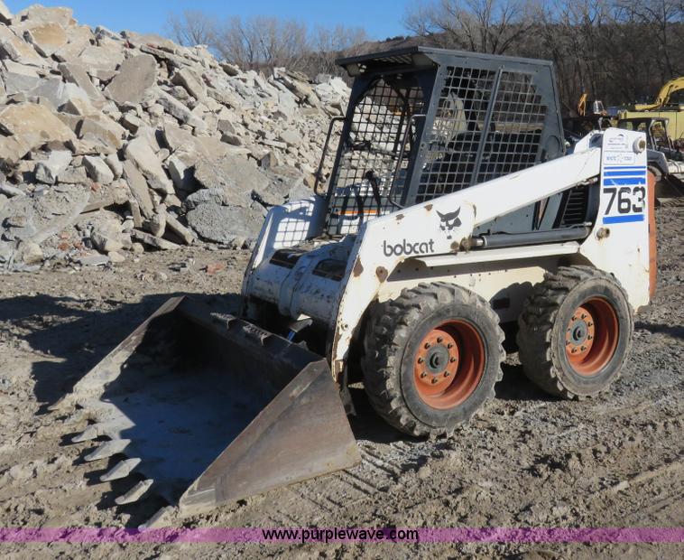 image for item J1221 1998 Bobcat 763 skid steer
