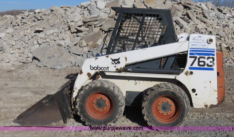 image for item J1221 1998 Bobcat 763 skid steer