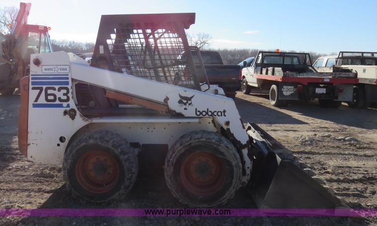 image for item J1221 1998 Bobcat 763 skid steer
