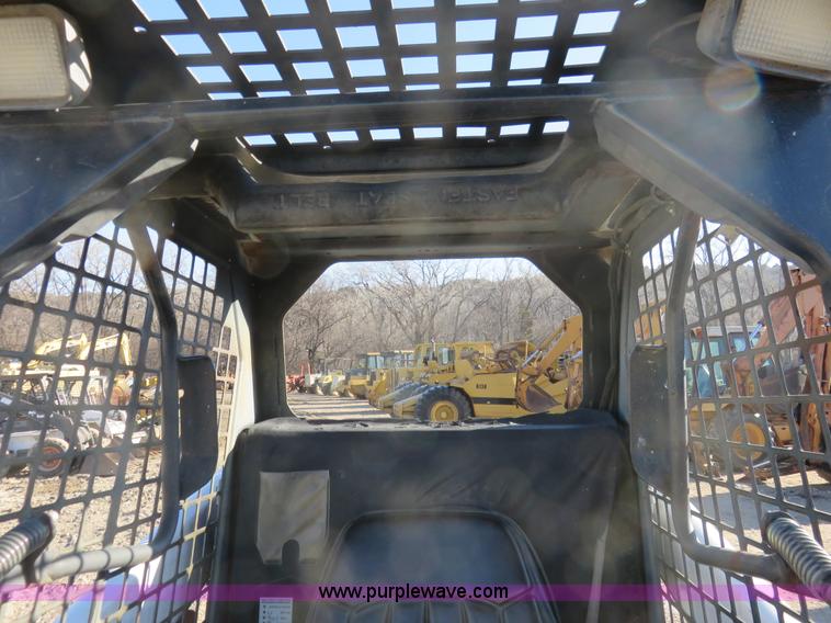 image for item J1221 1998 Bobcat 763 skid steer