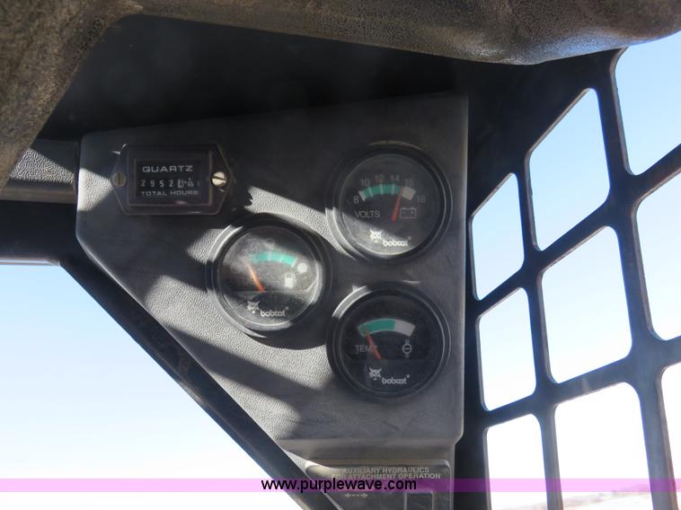 image for item J1221 1998 Bobcat 763 skid steer