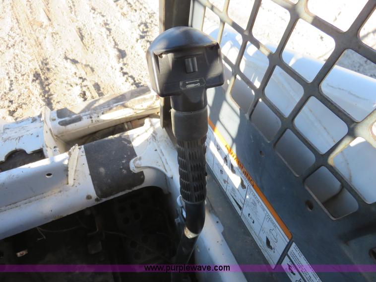 image for item J1221 1998 Bobcat 763 skid steer