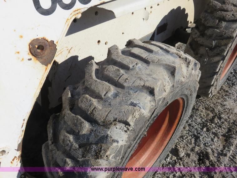 image for item J1221 1998 Bobcat 763 skid steer