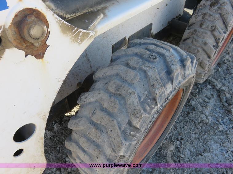 image for item J1221 1998 Bobcat 763 skid steer