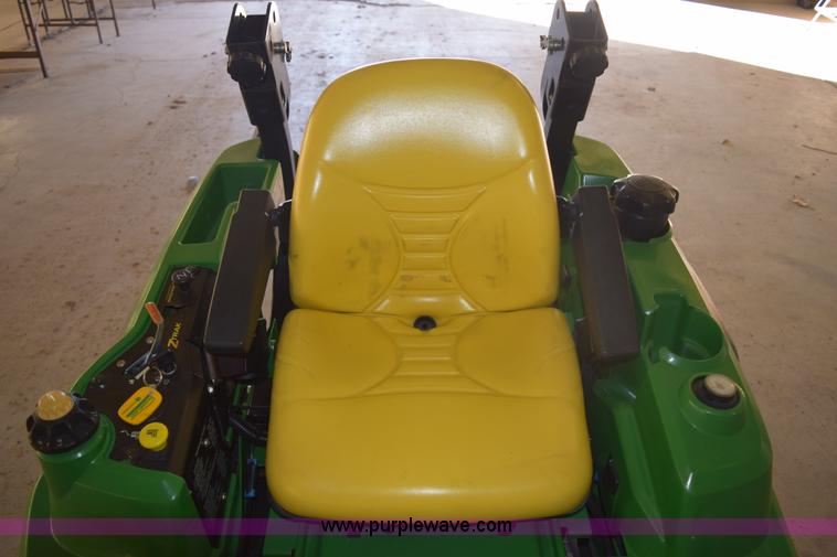 image for item BB9661 John Deere 2520A ZTR lawn mower