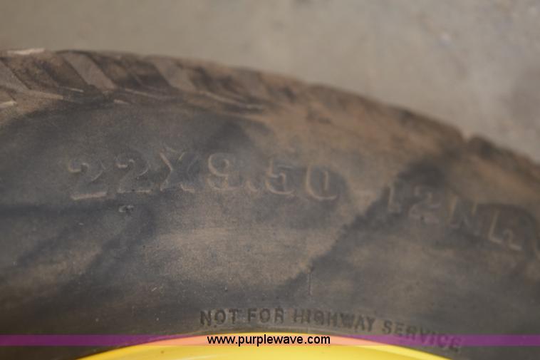 image for item BB9661 John Deere 2520A ZTR lawn mower