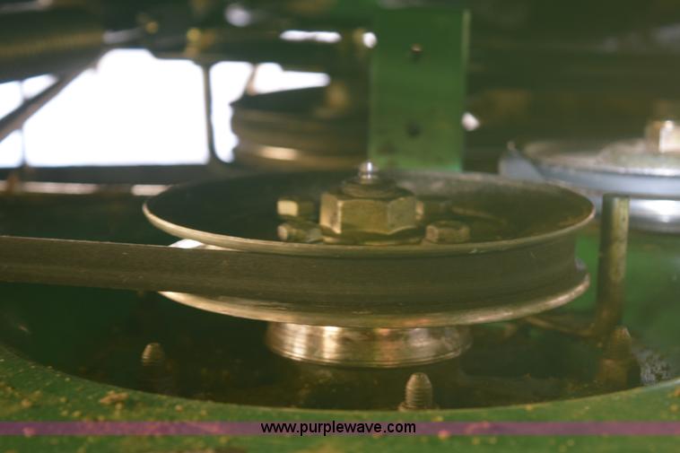 image for item BB9661 John Deere 2520A ZTR lawn mower