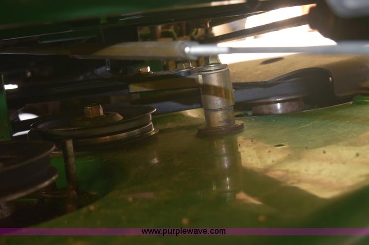 image for item BB9661 John Deere 2520A ZTR lawn mower