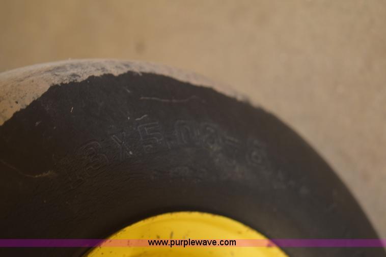 image for item BB9661 John Deere 2520A ZTR lawn mower