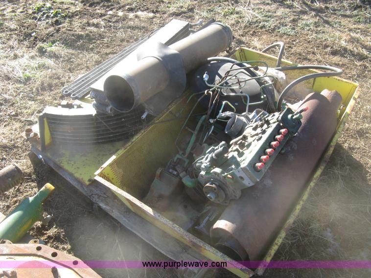 image for item BD9614 Assorted John Deere 7520 tractor parts