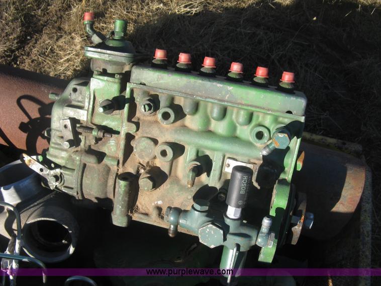 image for item BD9614 Assorted John Deere 7520 tractor parts