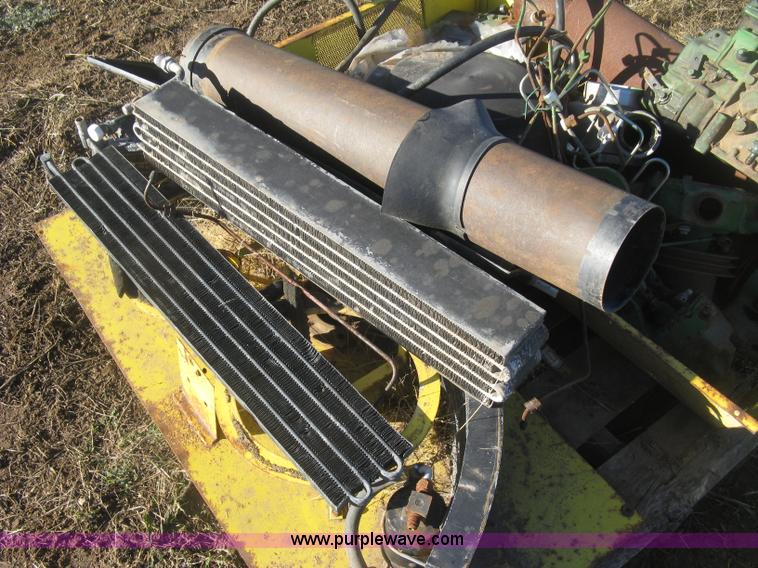 image for item BD9614 Assorted John Deere 7520 tractor parts