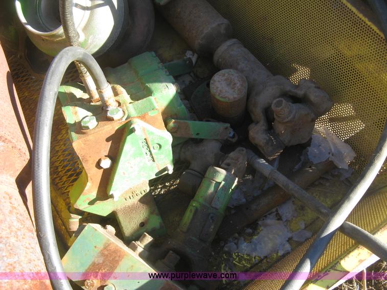image for item BD9614 Assorted John Deere 7520 tractor parts