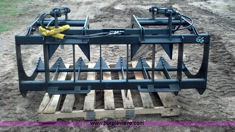 image for item D1378 66" upgraded E-Series root/brush grapple