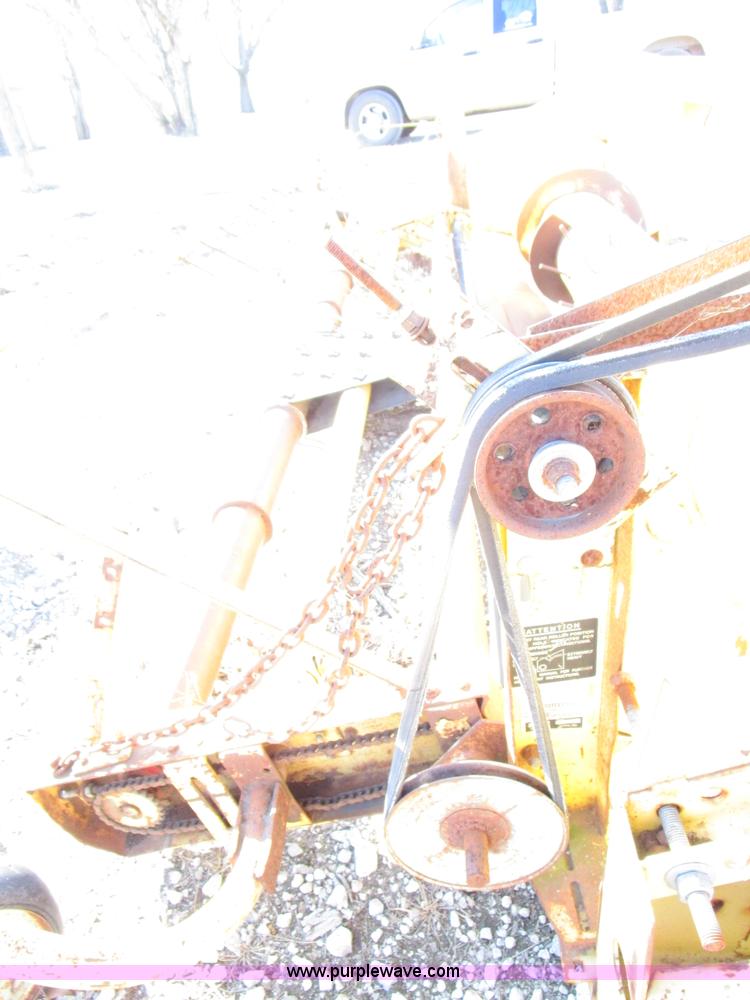 image for item D2247 New Holland 960 pickup head