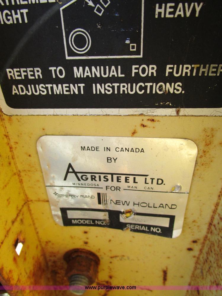 image for item D2247 New Holland 960 pickup head
