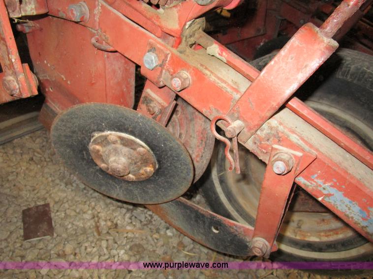 image for item D2248 International 55 four row planter