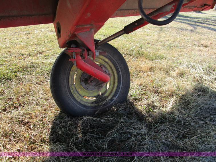 image for item D2249 Massey-Ferguson 613PT pull behind swather
