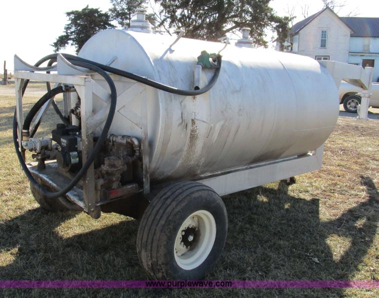 image for item D2250 Shop built 800 gallon gooseneck fuel trailer