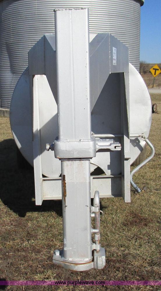 image for item D2250 Shop built 800 gallon gooseneck fuel trailer