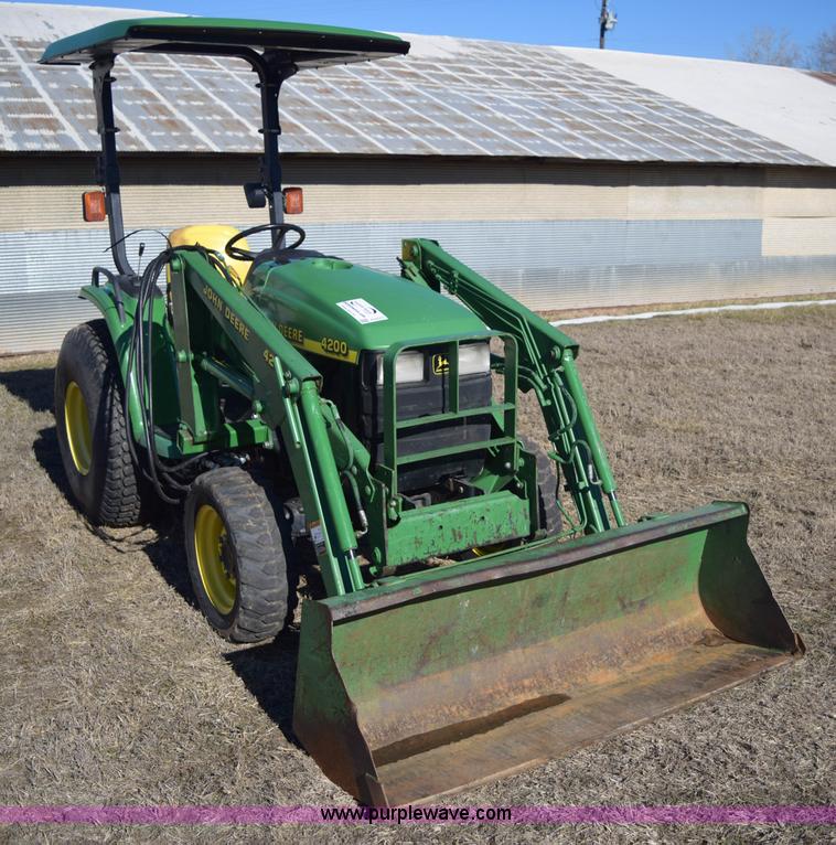 image for item E6070 1998 John Deere 4200 HST MFWD tractor