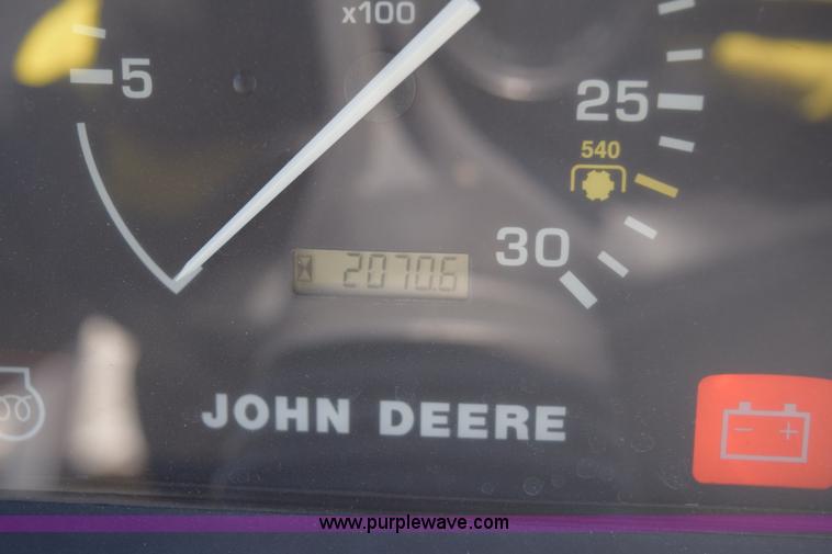 image for item E6070 1998 John Deere 4200 HST MFWD tractor