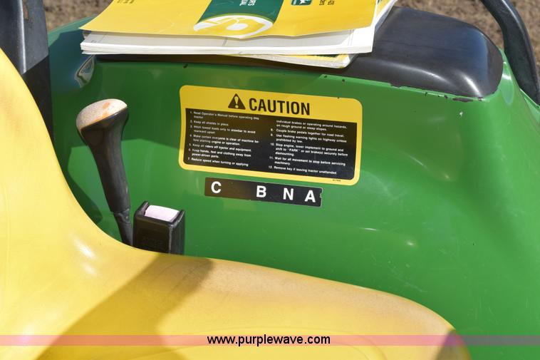 image for item E6070 1998 John Deere 4200 HST MFWD tractor