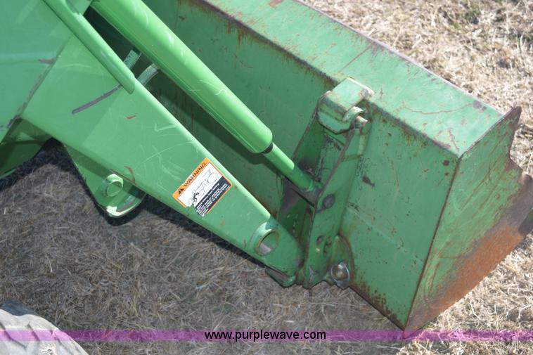 image for item E6070 1998 John Deere 4200 HST MFWD tractor