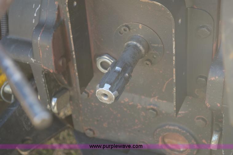 image for item E6070 1998 John Deere 4200 HST MFWD tractor