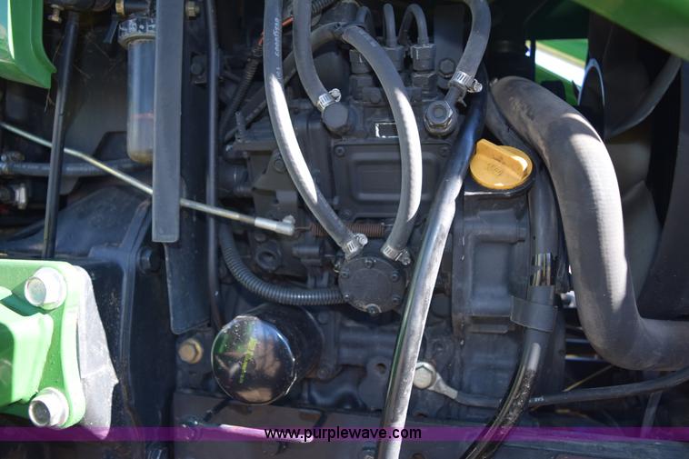 image for item E6070 1998 John Deere 4200 HST MFWD tractor