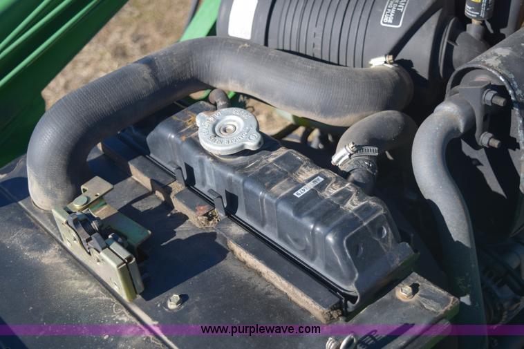 image for item E6070 1998 John Deere 4200 HST MFWD tractor