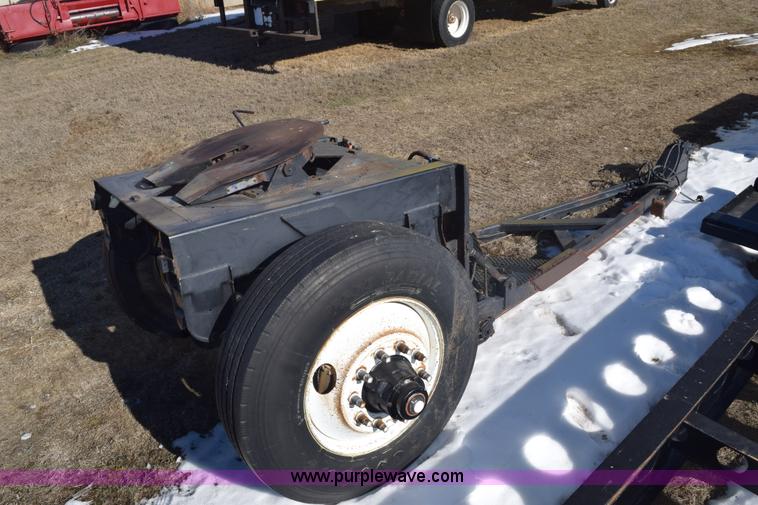 image for item E6071 Fifth wheel tow dolly