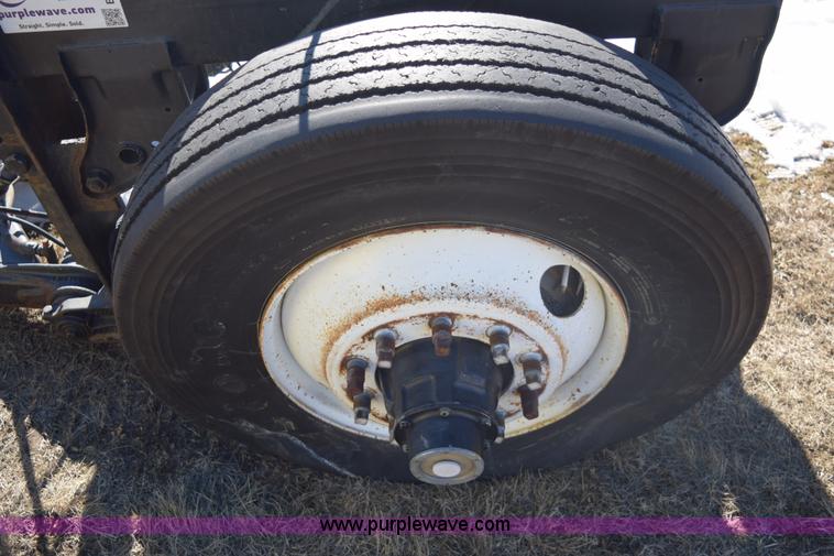 image for item E6071 Fifth wheel tow dolly