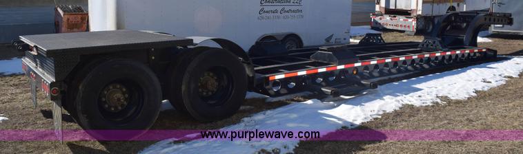 image for item E6078 1985 Thomas combine trailer