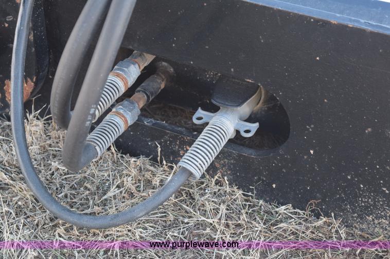 image for item E6078 1985 Thomas combine trailer